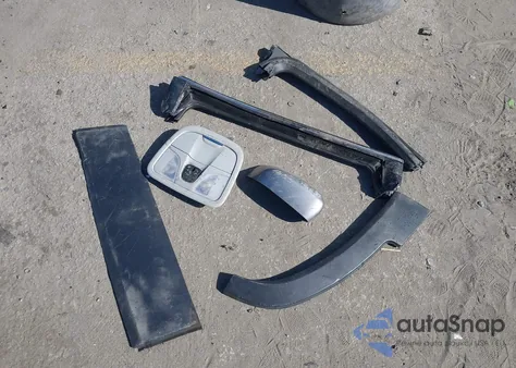 2020 Jeep Cherokee Latitude Plus Fwd z USA, uszkodzony, nr VIN 1C4PJLLB4LD653762